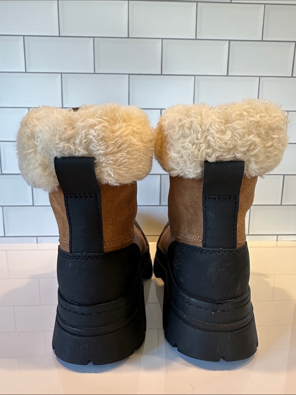 UGG Chestnut Leather Shearling-Trim Lace-Up Winter Boots- Never worn - Picture 3 of 4